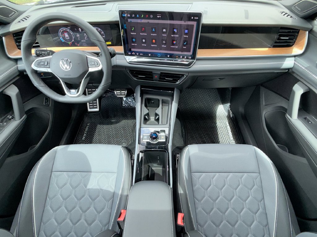 Thumbnail: 2026 Volkswagen Tiguan - 13