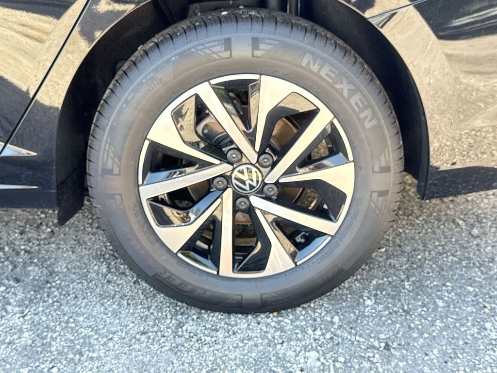 Thumbnail: 2026 Volkswagen Jetta - 8