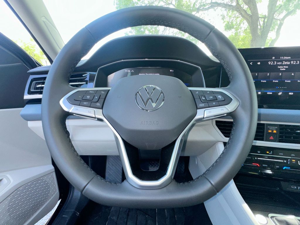 Thumbnail: 2026 Volkswagen Jetta - 9