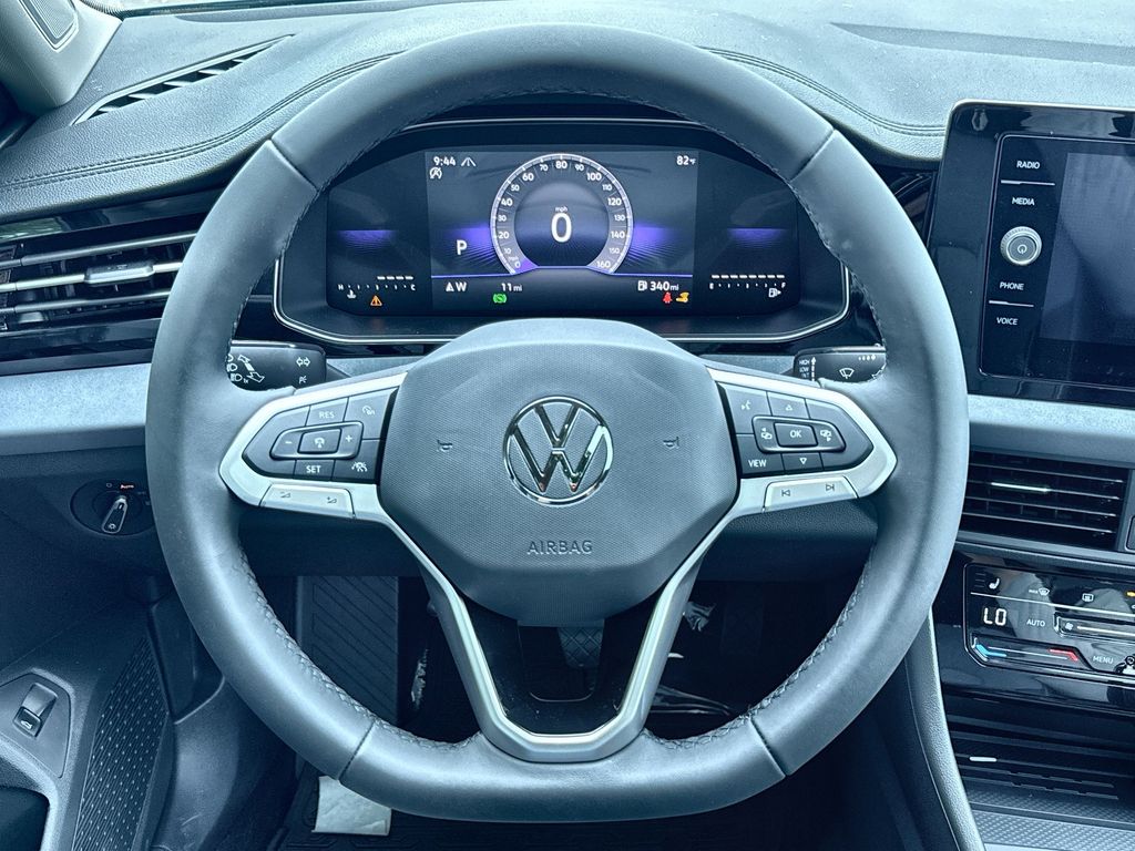 Thumbnail: 2026 Volkswagen Jetta - 10