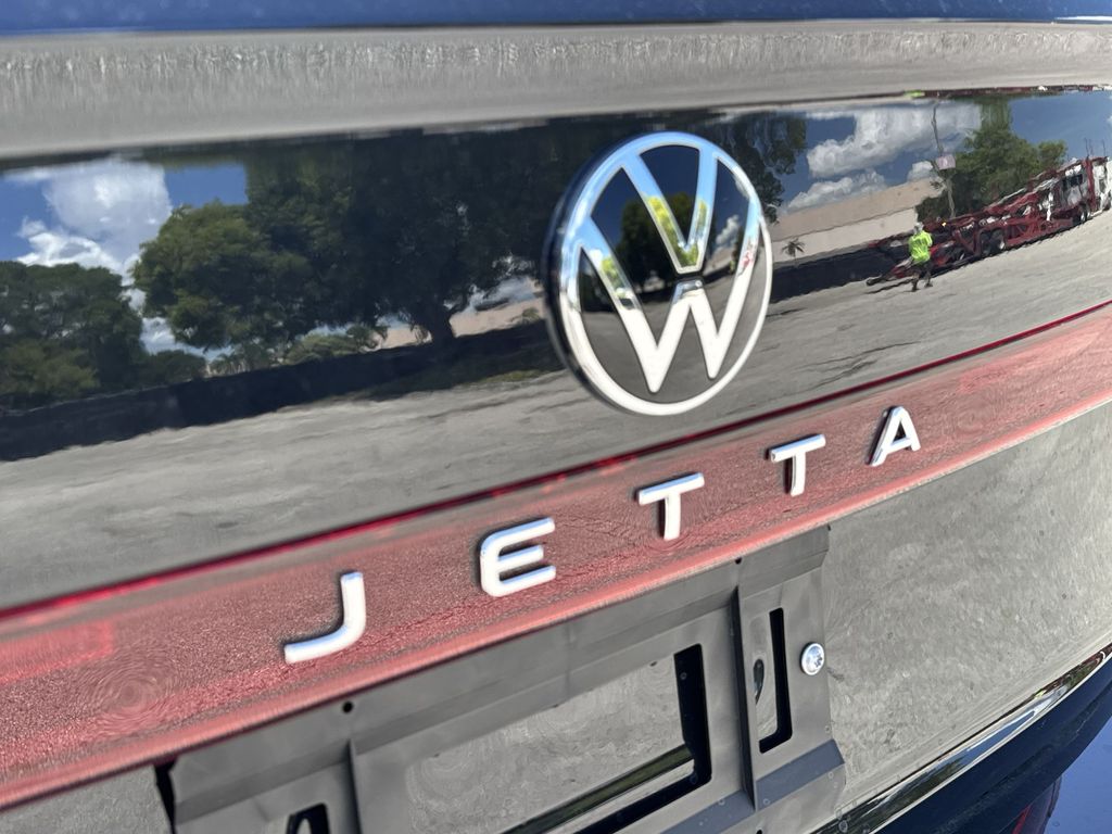 Thumbnail: 2026 Volkswagen Jetta - 5