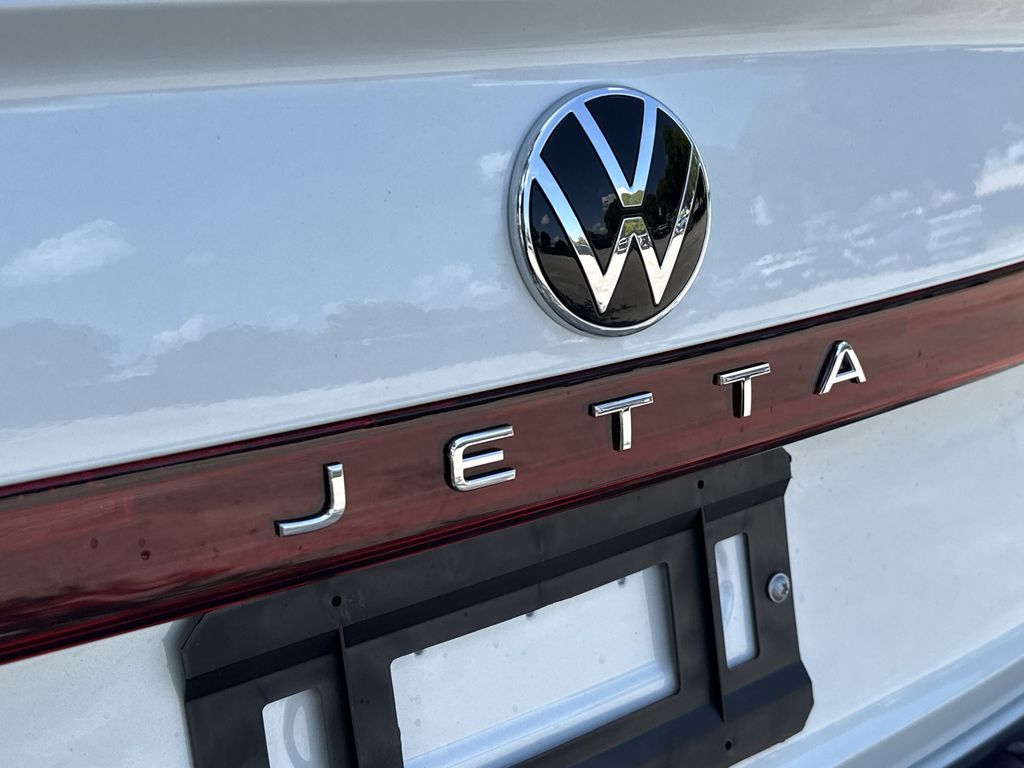 Thumbnail: 2026 Volkswagen Jetta - 5