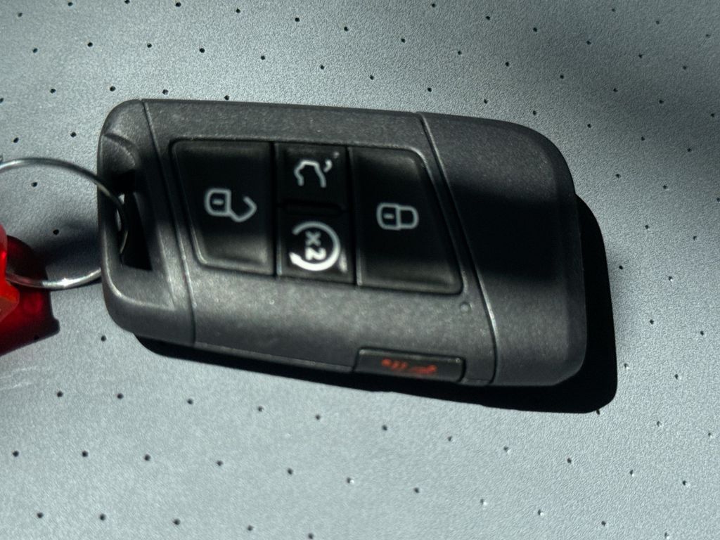 Thumbnail: 2026 Volkswagen Jetta - 19