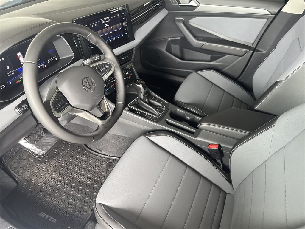 Thumbnail: 2025 Volkswagen Jetta - 10