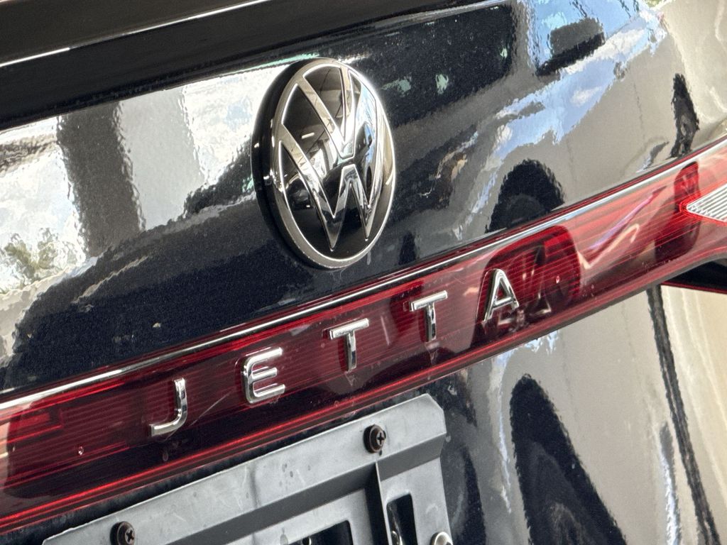 Thumbnail: 2025 Volkswagen Jetta - 6