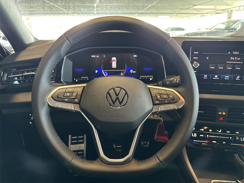 Thumbnail: 2025 Volkswagen Jetta - 10