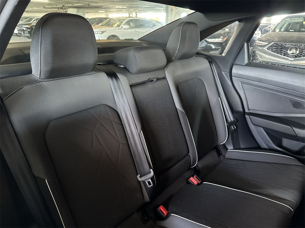 Thumbnail: 2025 Volkswagen Jetta - 29