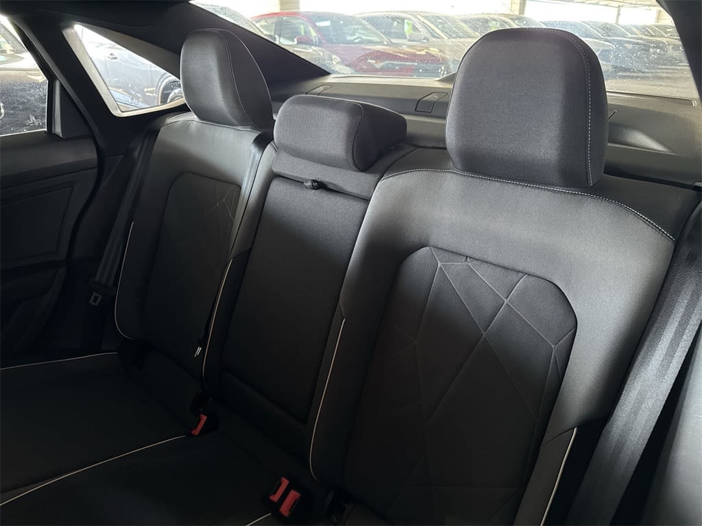 Thumbnail: 2025 Volkswagen Jetta - 13