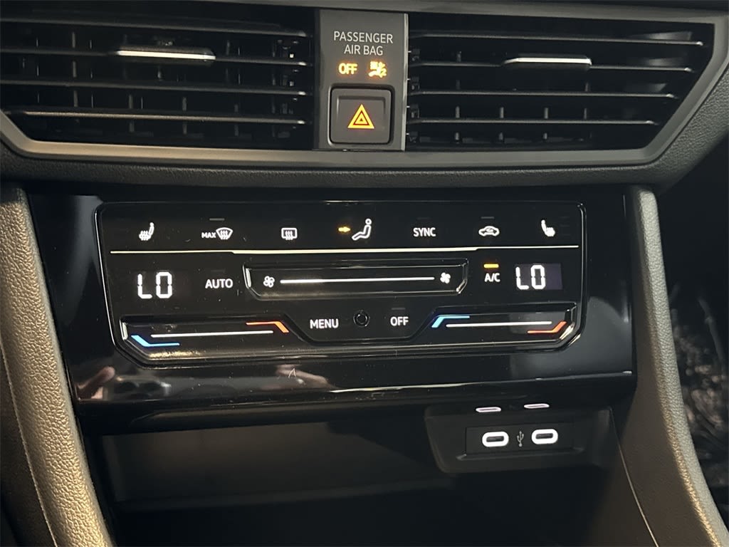 Thumbnail: 2025 Volkswagen Jetta - 27