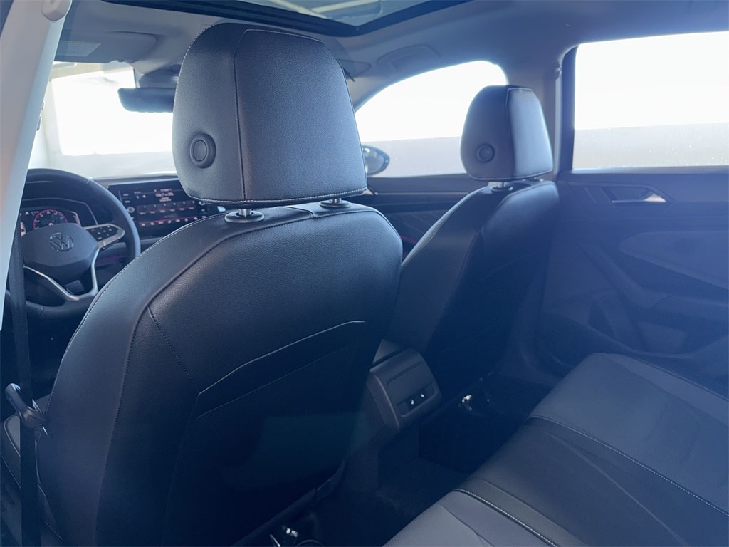 Thumbnail: 2025 Volkswagen Jetta - 28