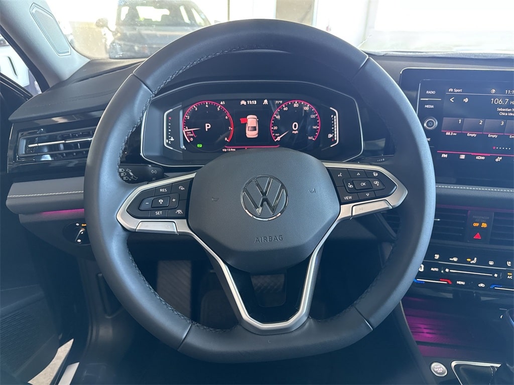 Thumbnail: 2025 Volkswagen Jetta - 10