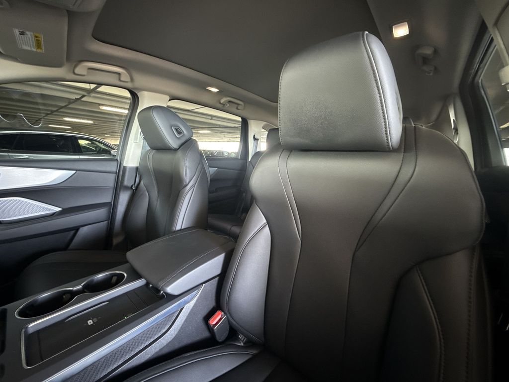Thumbnail: 2026 Acura MDX - 11