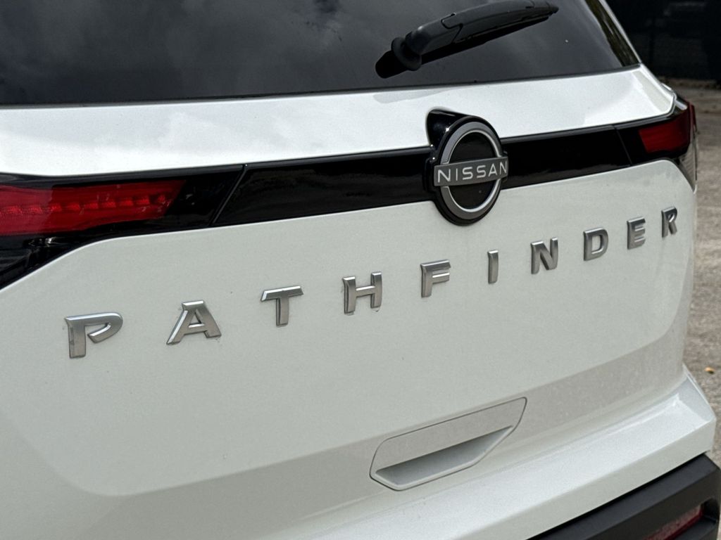 Thumbnail: 2025 Nissan Pathfinder - 6