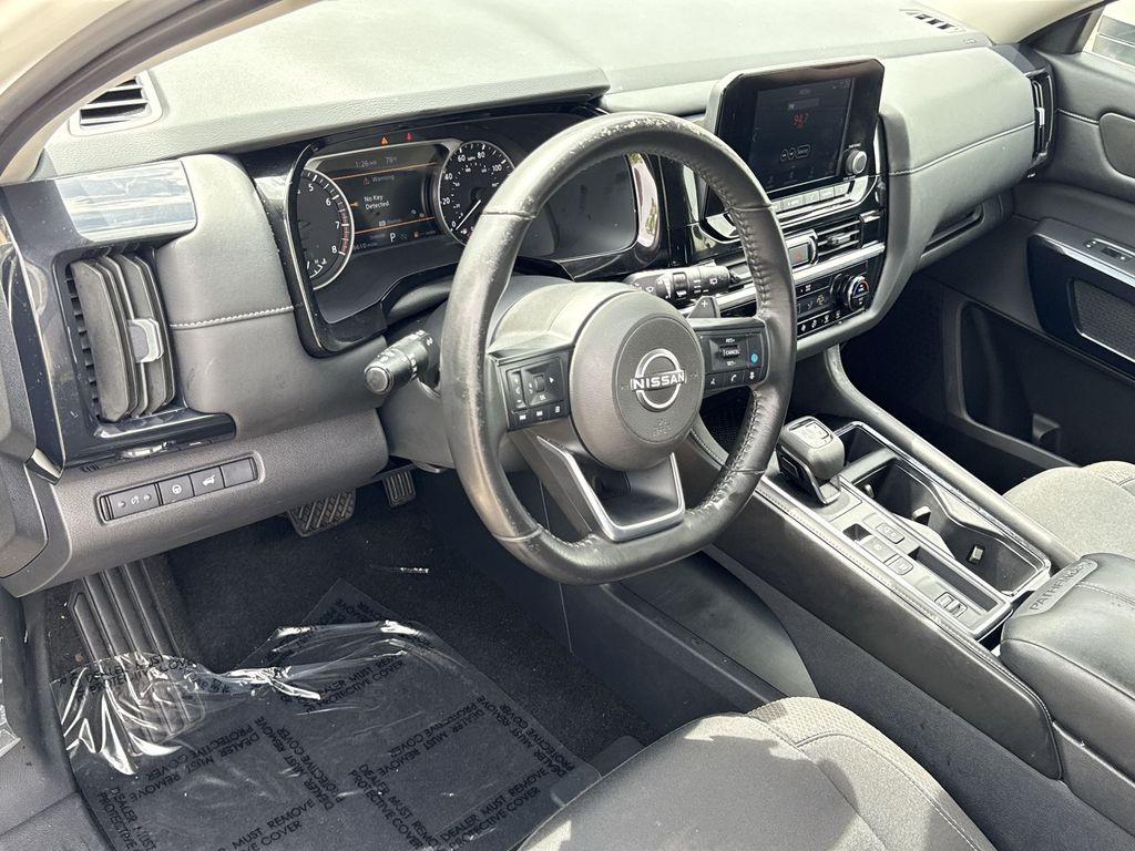 Thumbnail: 2025 Nissan Pathfinder - 2