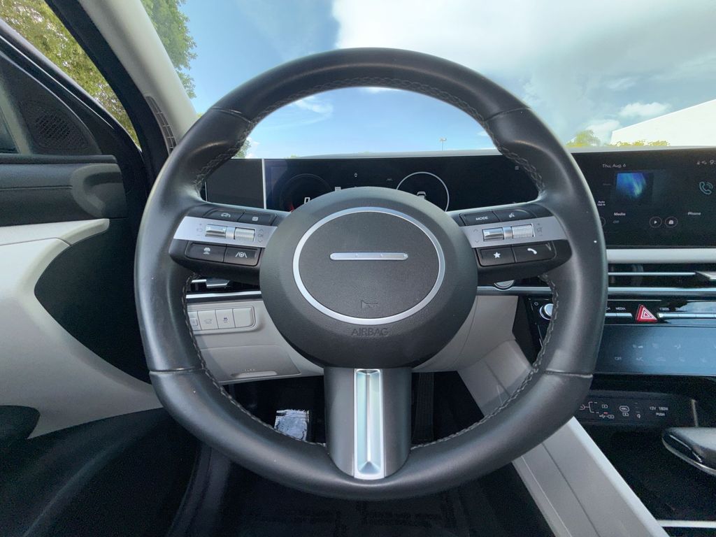 Thumbnail: 2025 Hyundai Tucson - 9