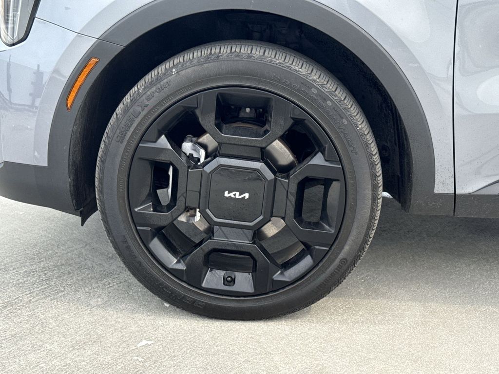 Thumbnail: 2024 Kia Sorento - 8