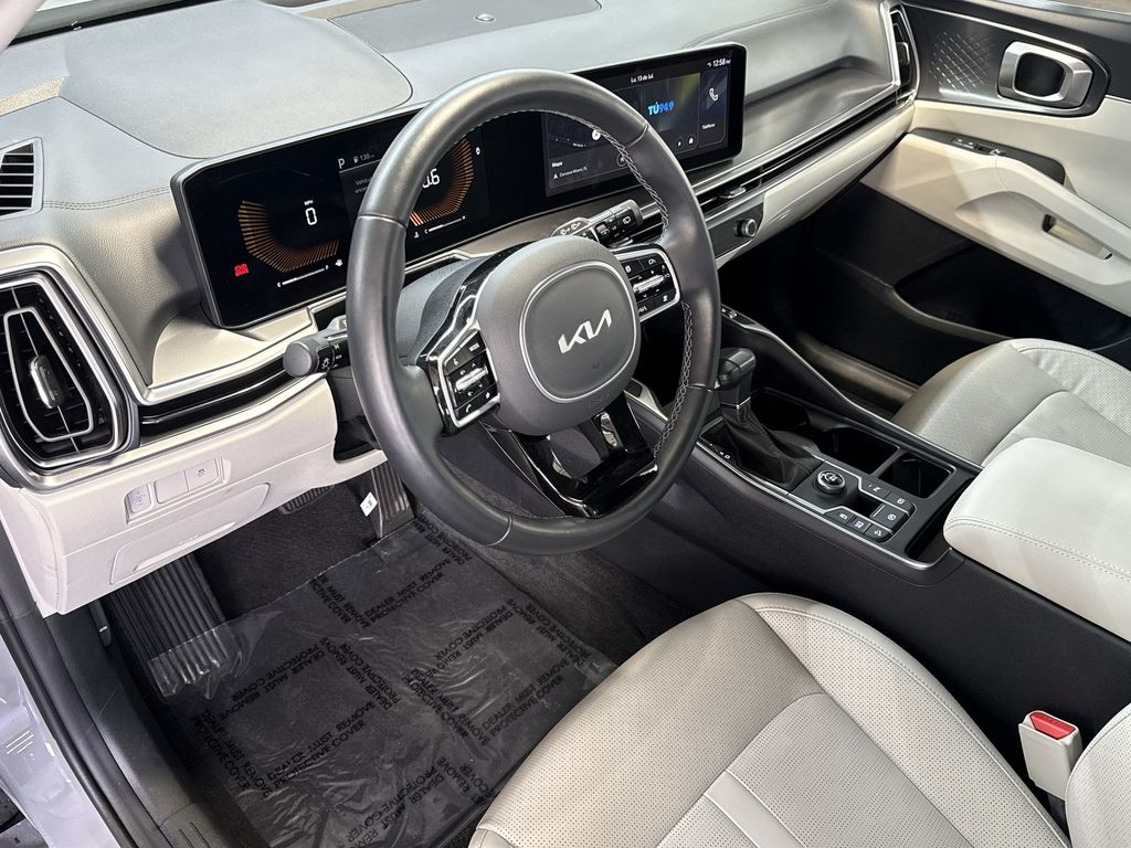 Thumbnail: 2025 Kia Sorento - 2