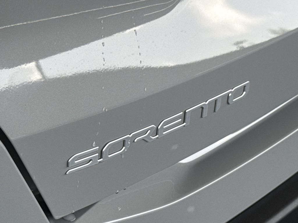 Thumbnail: 2025 Kia Sorento - 7