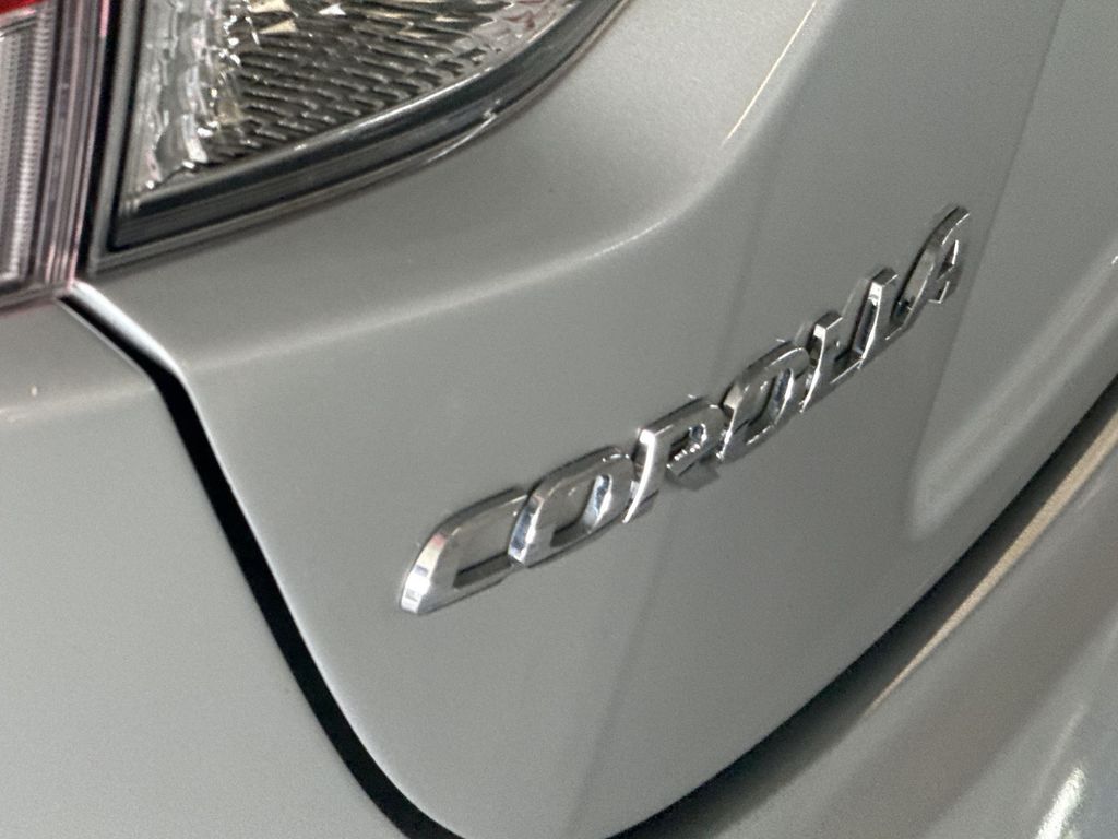 Thumbnail: 2023 Toyota Corolla - 7