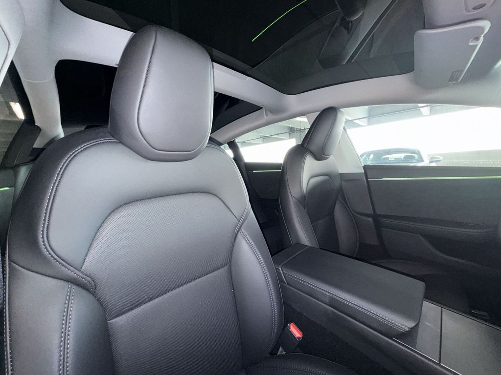 Thumbnail: 2024 Tesla Model 3 - 24