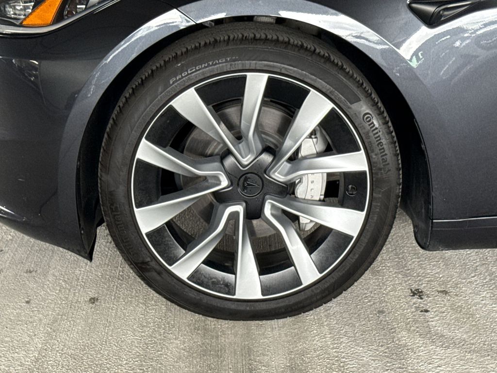 Thumbnail: 2024 Tesla Model 3 - 7