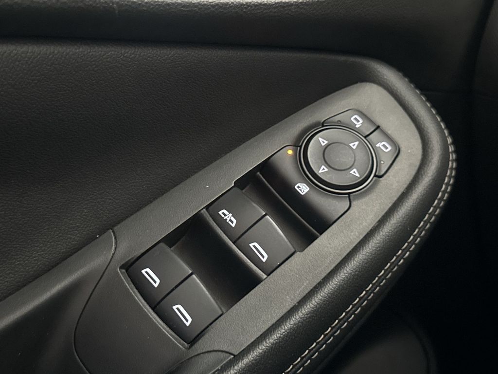 Thumbnail: 2021 Buick Encore GX - 25