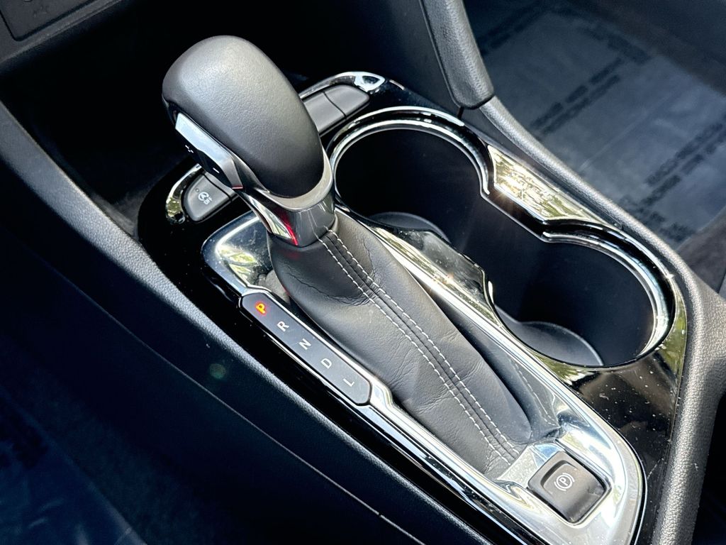 Thumbnail: 2023 Buick Encore GX - 16