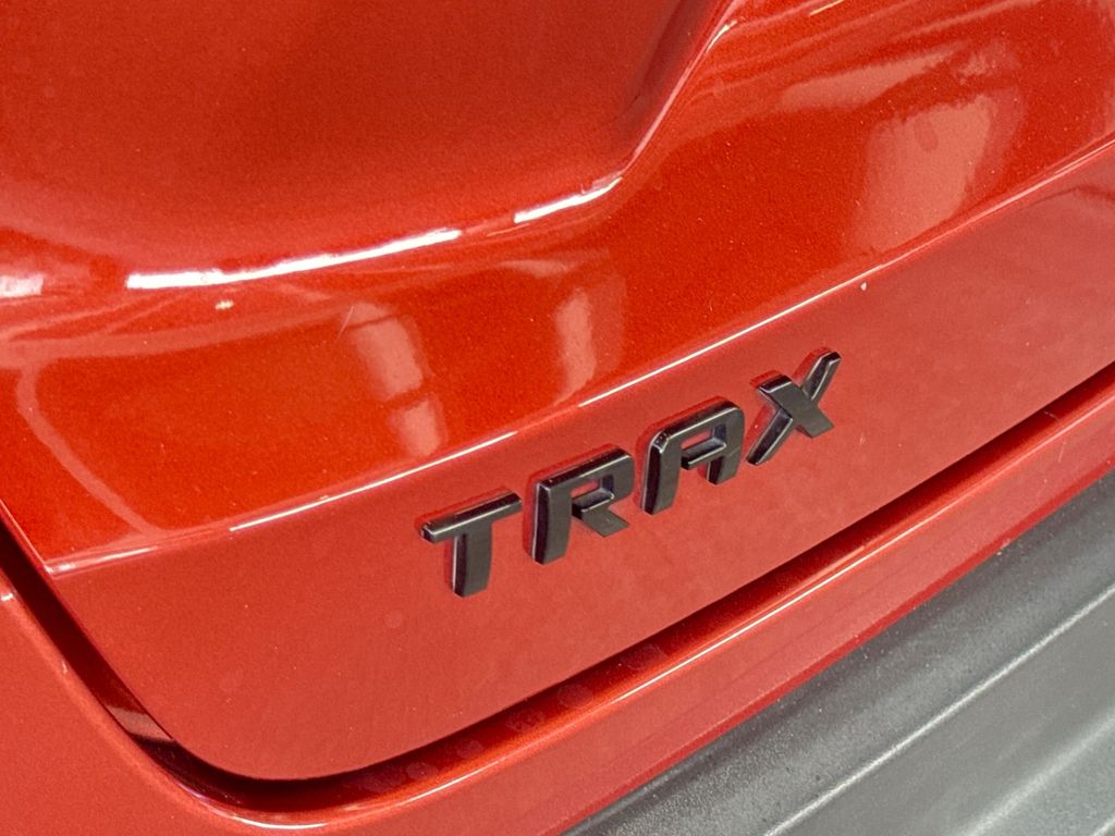 Thumbnail: 2024 Chevrolet Trax - 7