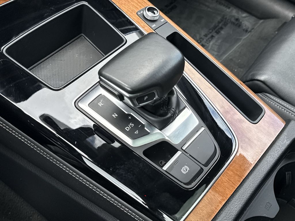 Thumbnail: 2023 Audi Q5 - 15