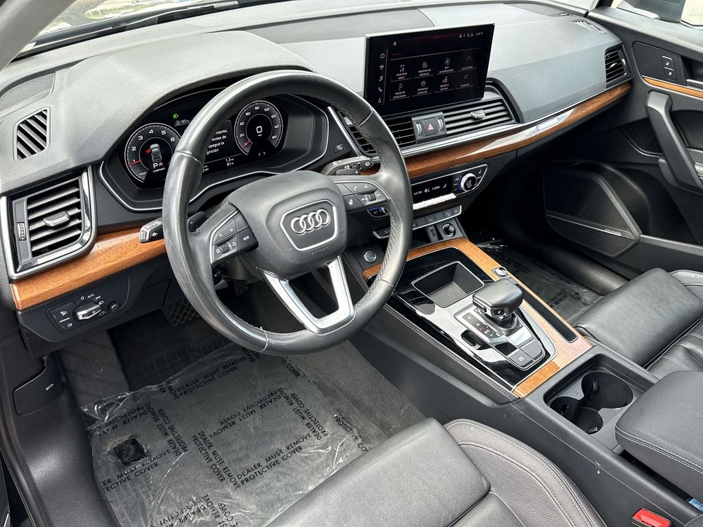 Thumbnail: 2023 Audi Q5 - 2