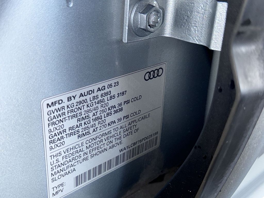 Thumbnail: 2023 Audi Q7 - 18
