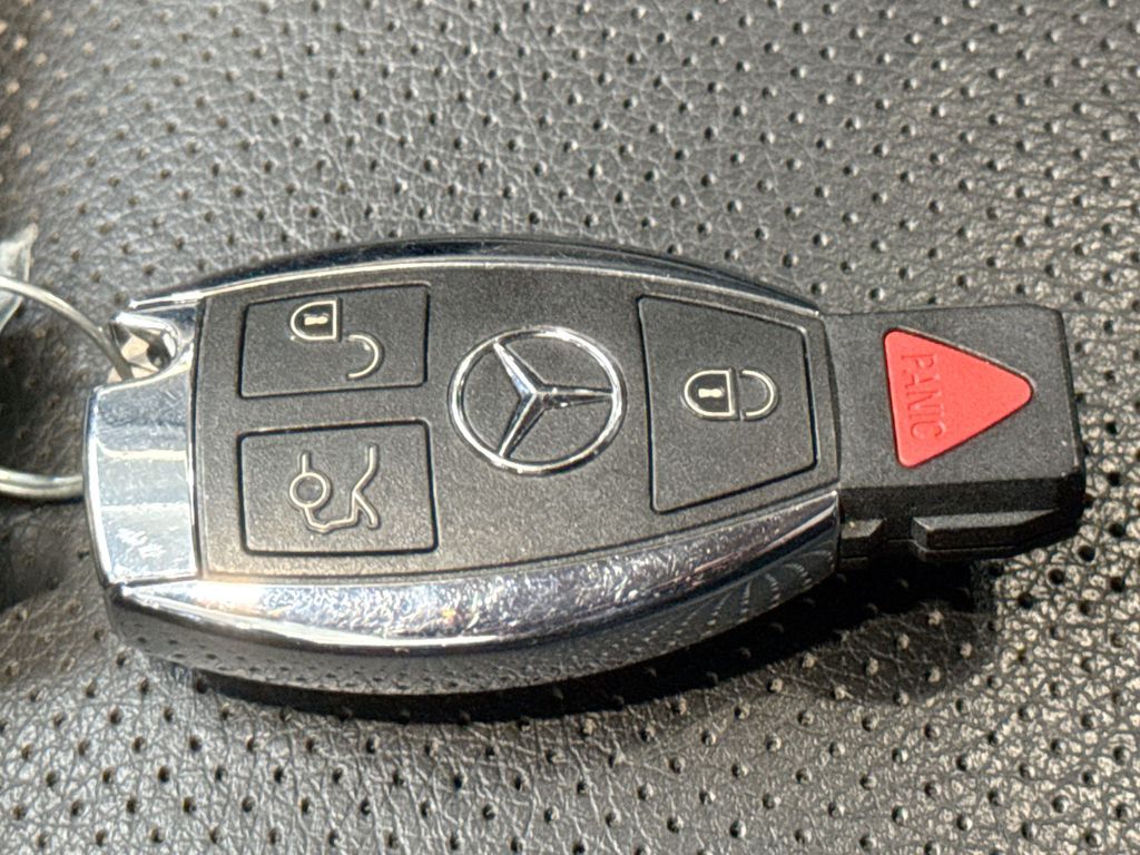 Thumbnail: 2017 Mercedes-Benz SL-Class - 17
