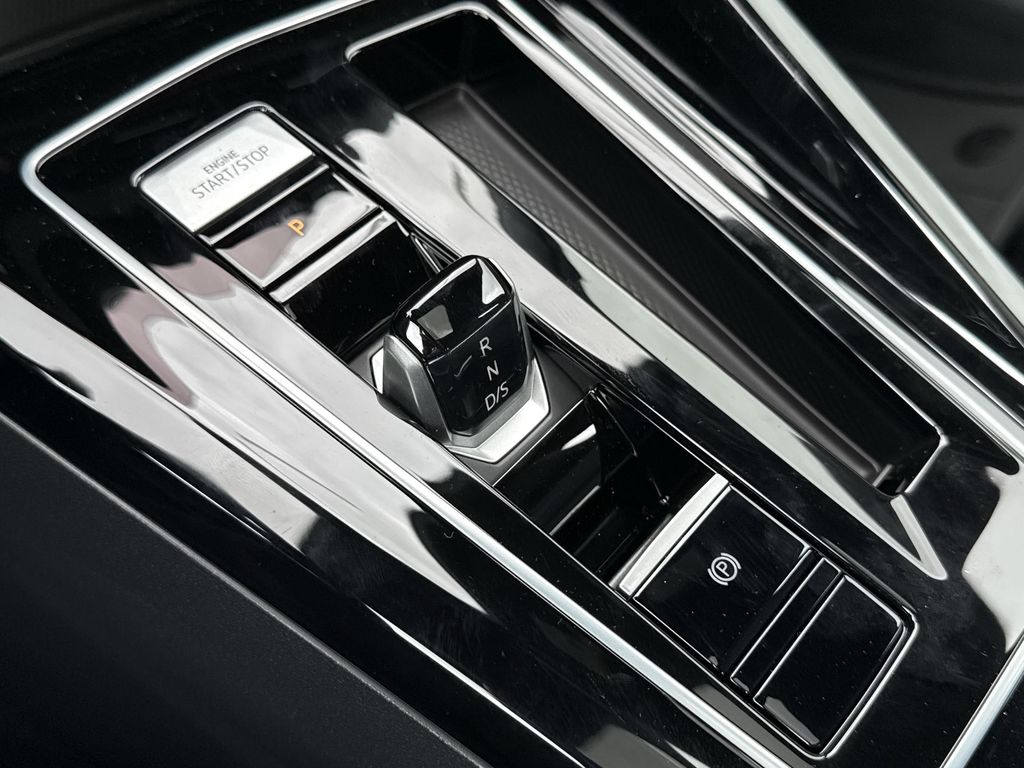 Thumbnail: 2026 Volkswagen Golf - 16