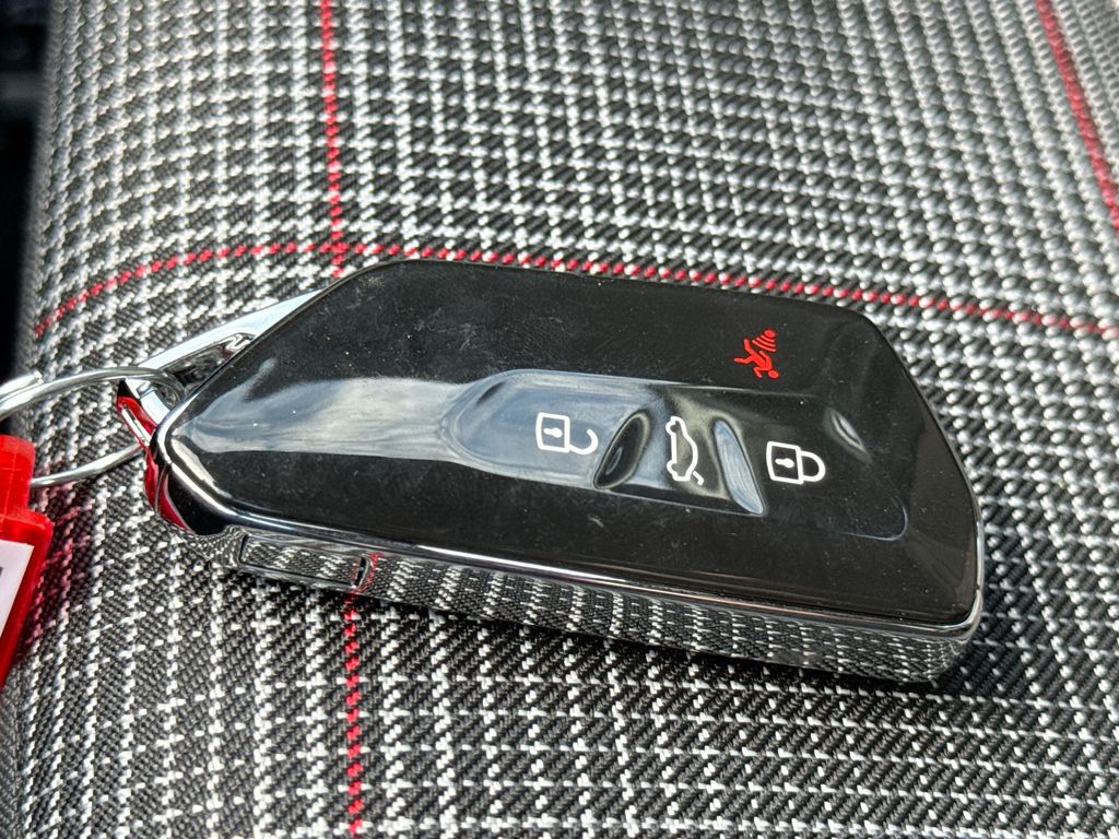 Thumbnail: 2026 Volkswagen Golf - 16