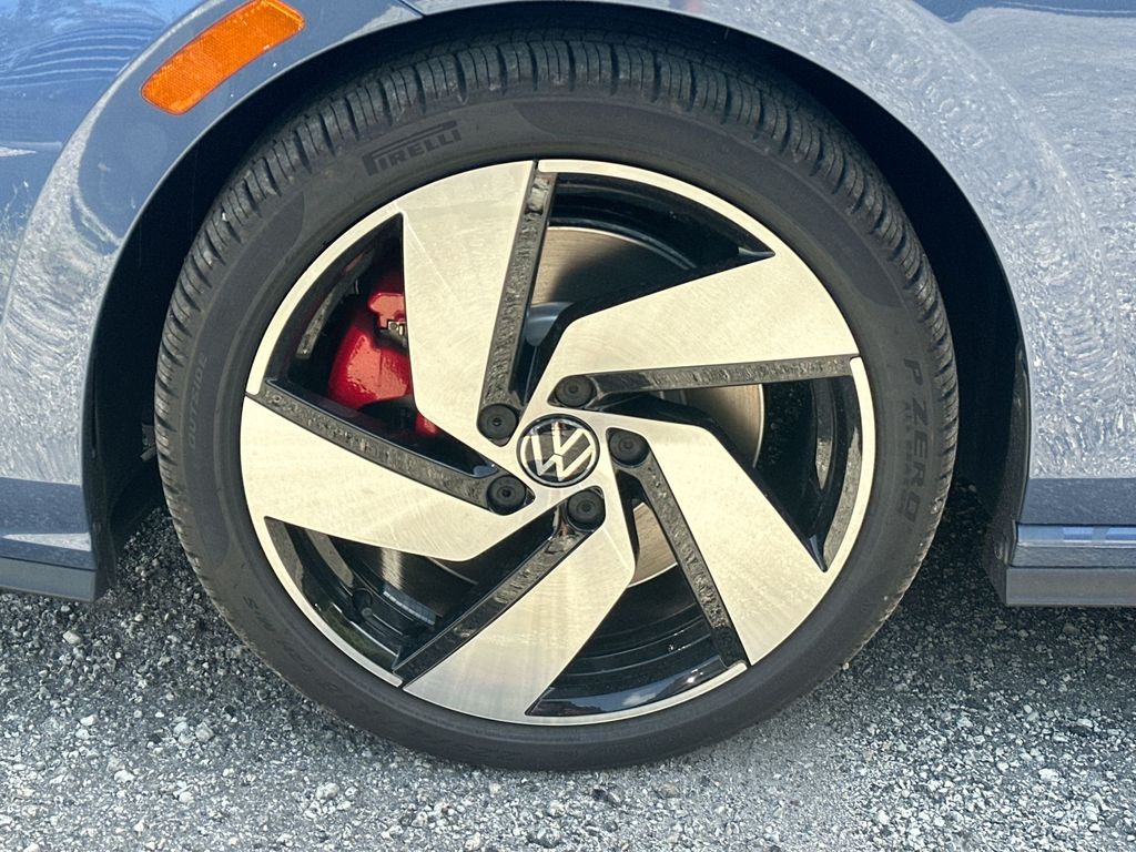 Thumbnail: 2026 Volkswagen Golf - 8
