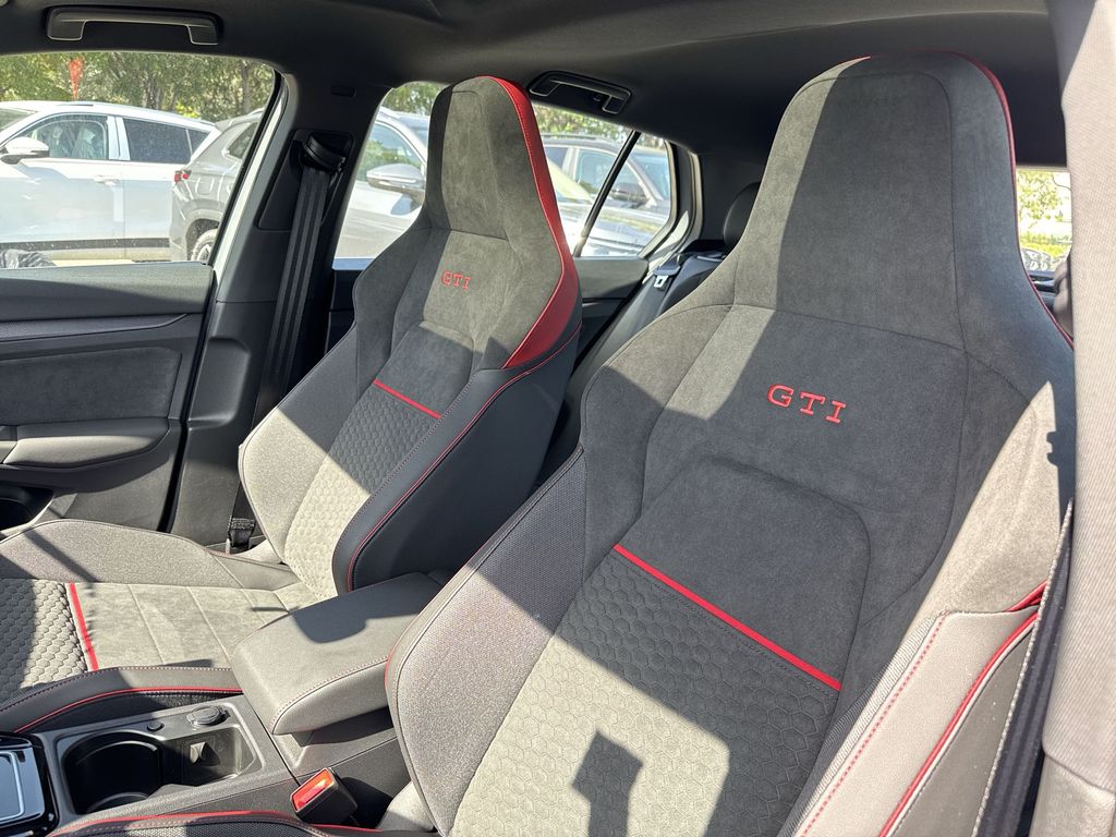 Thumbnail: 2026 Volkswagen Golf - 11