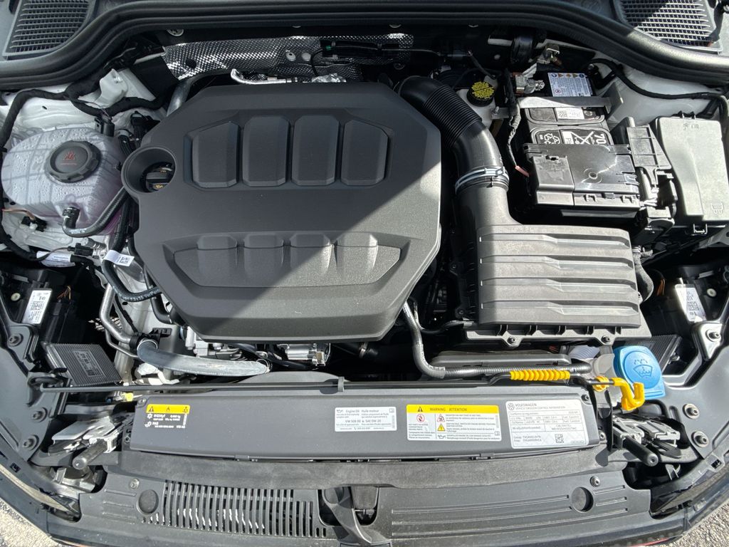 Thumbnail: 2026 Volkswagen Golf - 9