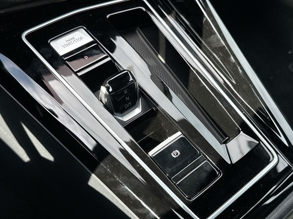 Thumbnail: 2026 Volkswagen Golf - 16