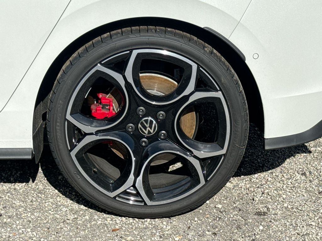 Thumbnail: 2026 Volkswagen Golf - 8