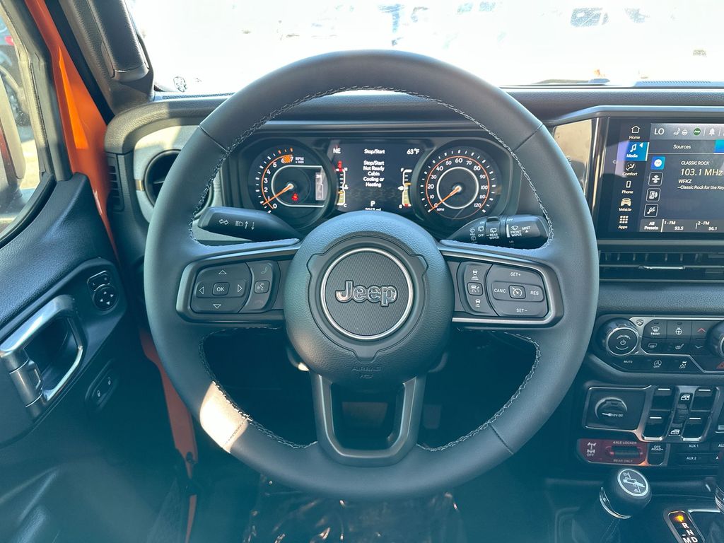 Thumbnail: 2025 Jeep Wrangler - 2