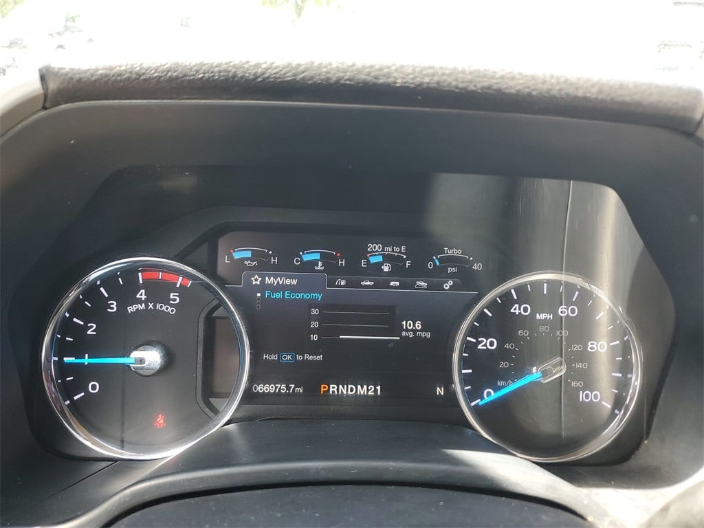 2019 Ford F-350 Lariat 15