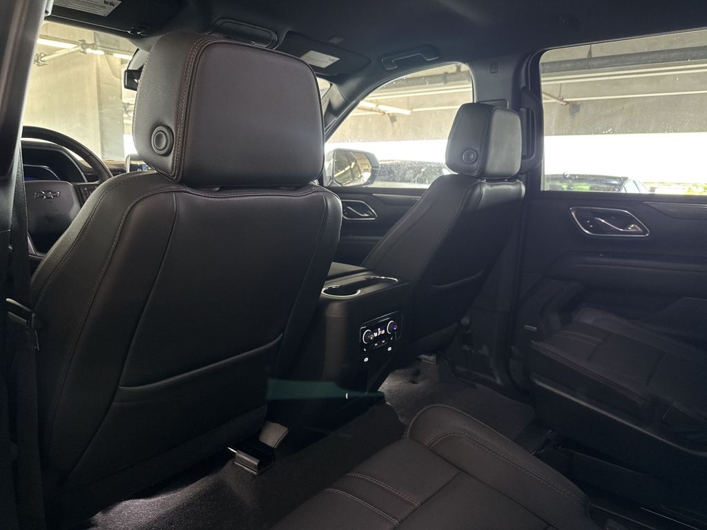 Thumbnail: 2023 Chevrolet Suburban - 27