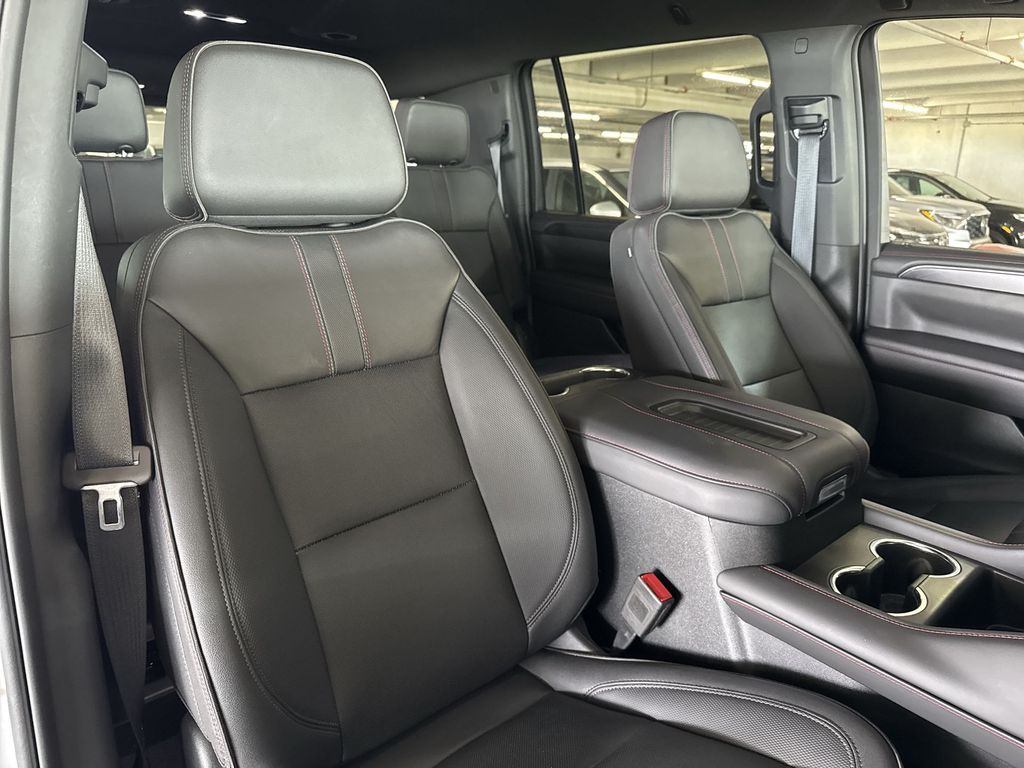 Thumbnail: 2023 Chevrolet Suburban - 11