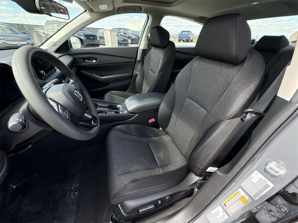 Thumbnail: 2025 Honda Accord - 10