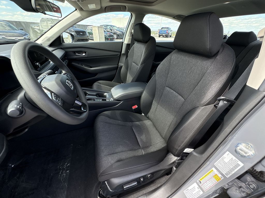Thumbnail: 2025 Honda Accord - 10