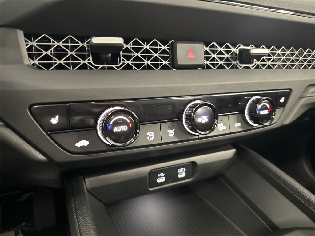 Thumbnail: 2025 Honda Accord - 26