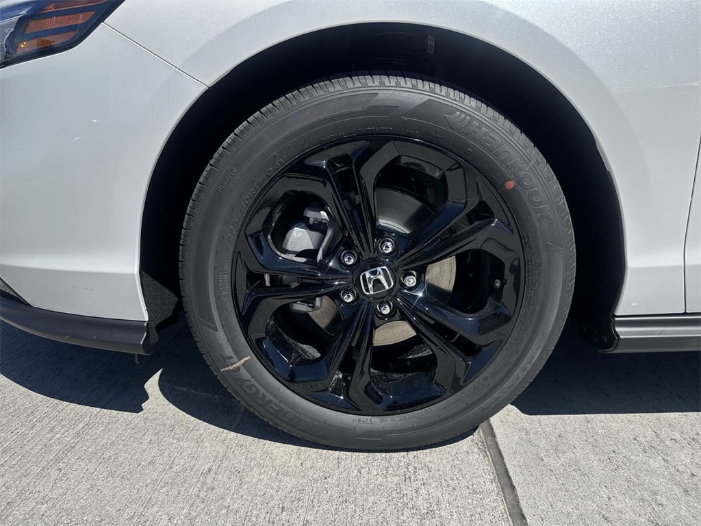 Thumbnail: 2025 Honda Accord - 8