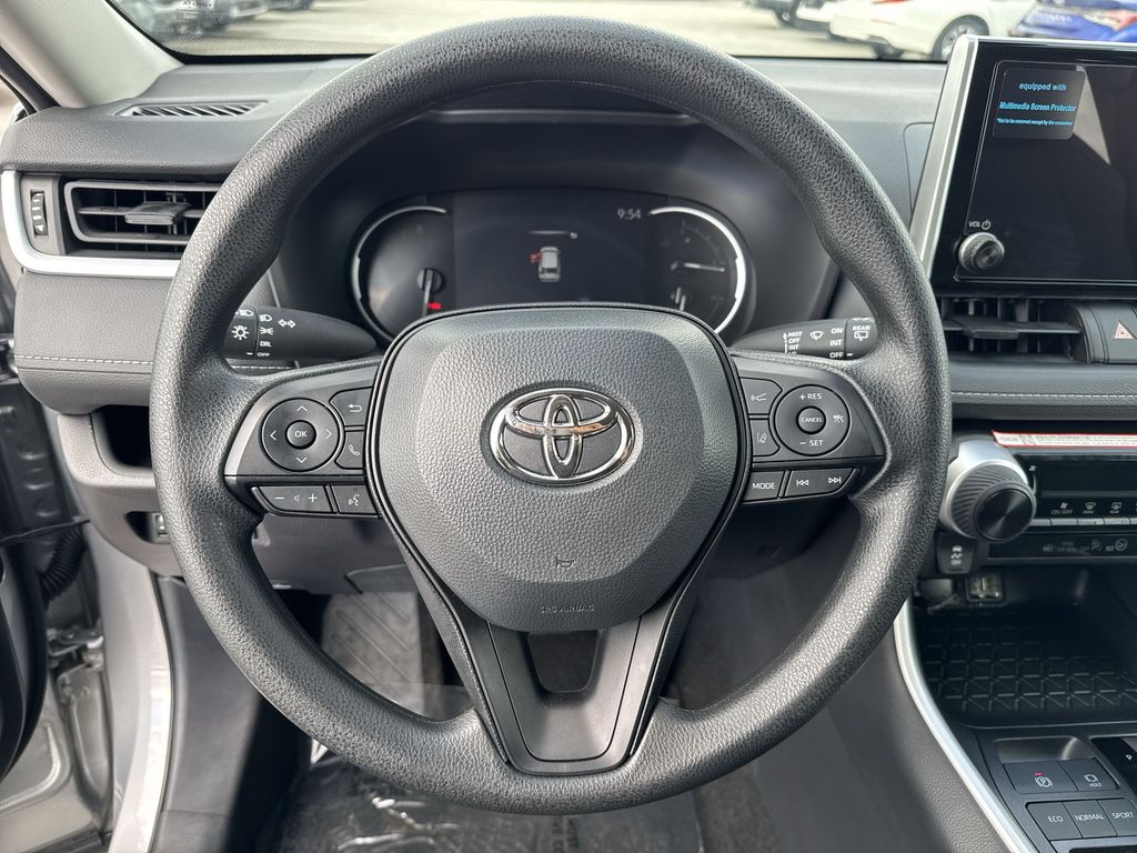 Thumbnail: 2025 Toyota RAV4 - 2