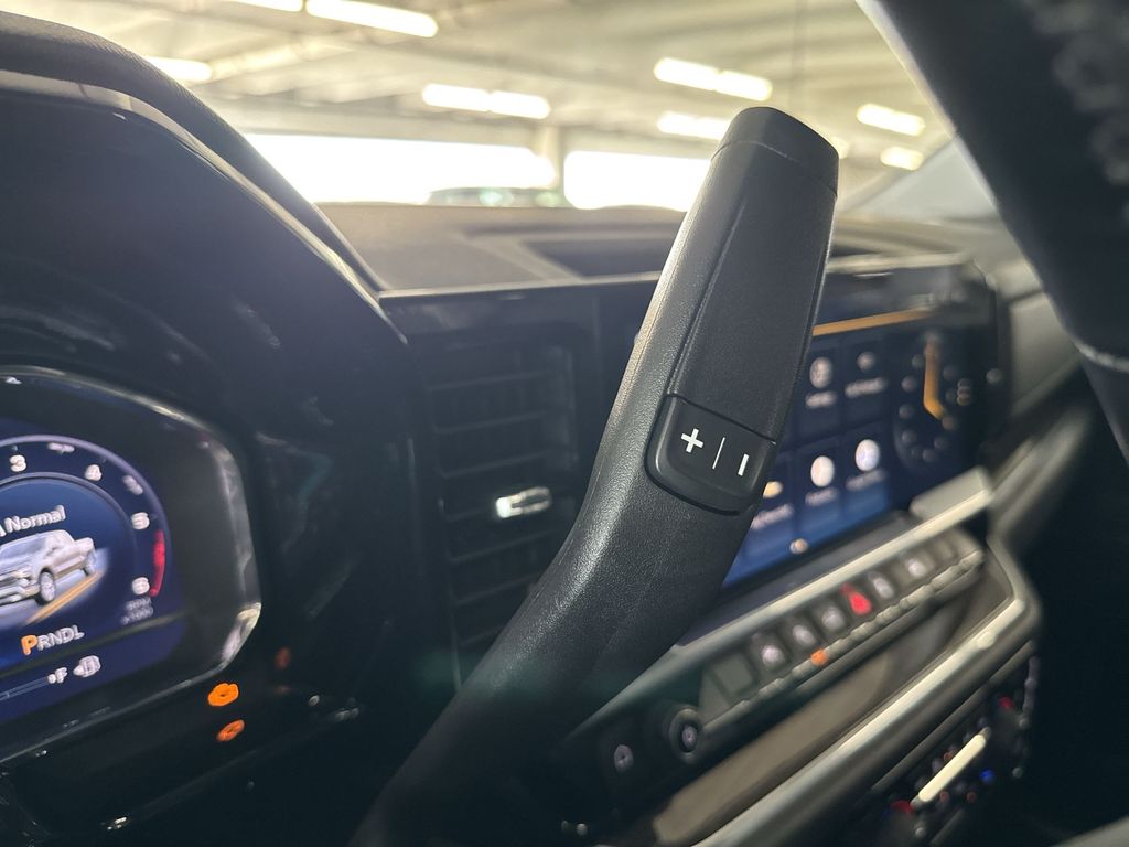 Thumbnail: 2023 Chevrolet Silverado 1500 - 24