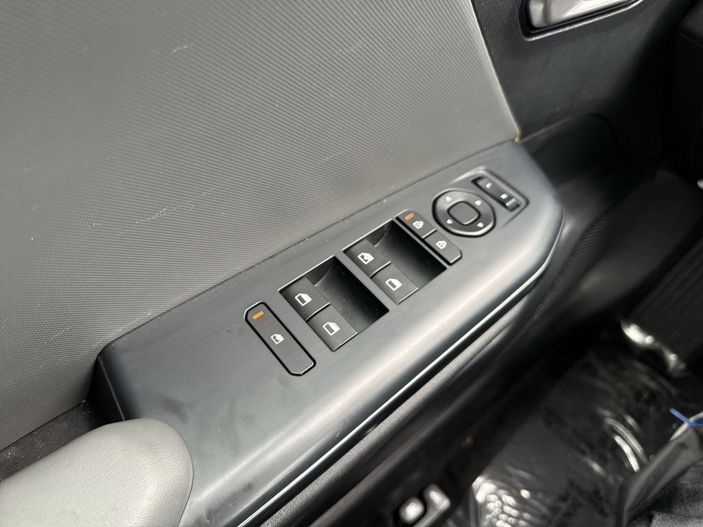 Thumbnail: 2025 Kia K4 - 24
